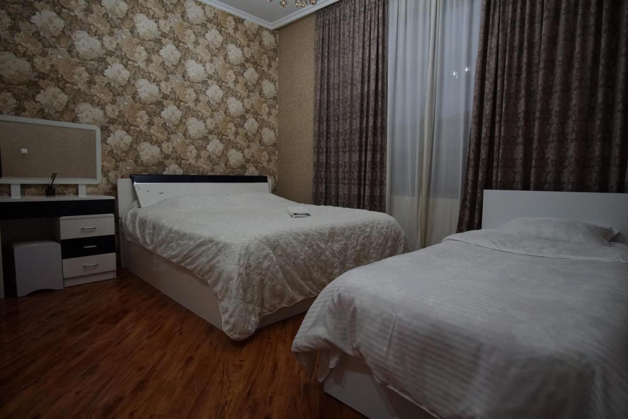 Lile Hotel Telavi Exterior photo