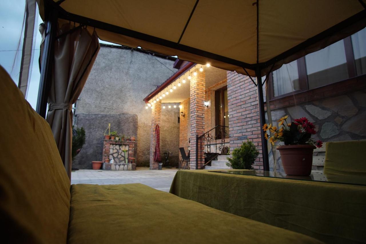 Lile Hotel Telavi Exterior photo