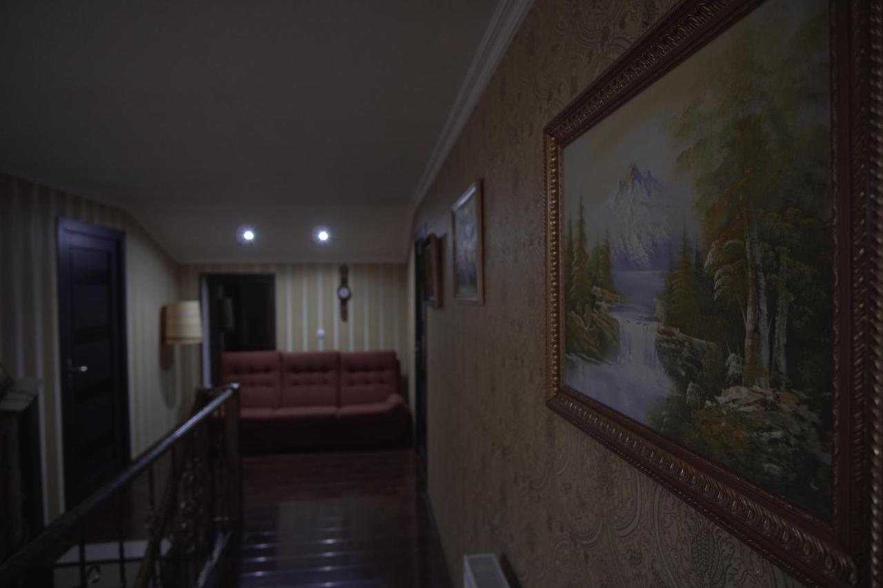 Lile Hotel Telavi Exterior photo